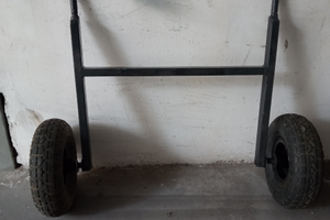 Carrello per gommone