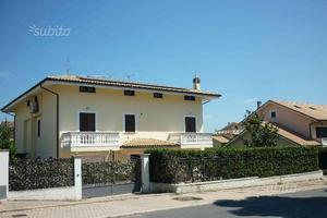 Villa Stupenda Completamente Arredata