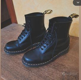 stivaletti dottor martens 