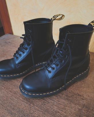 stivaletti dottor martens 