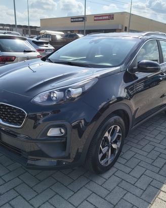 Kia Sportage 1.6 CRDI *CAMBIO AUTO* Mild Hybrid / 
