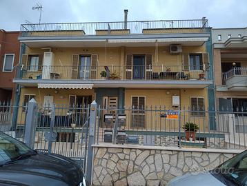 Ampio 5 Vani(130 mq)con Giardino,camino,posto Auto