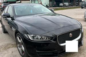 Jaguar XE 2.0 D Turbo 180CV aut. Portfolio