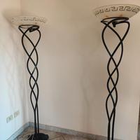 Mobile soggiorno con lampade da terra