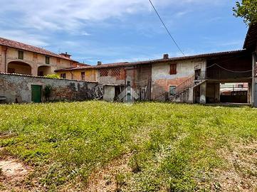 RUSTICO A CASTEL ROZZONE
