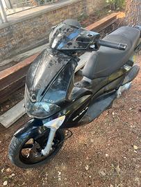 Runner 125 ST