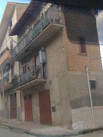 Stabile in via architetto Licata