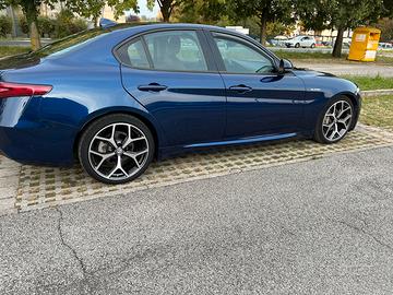 Cerchi in lega Alfa Romeo Giulia Design