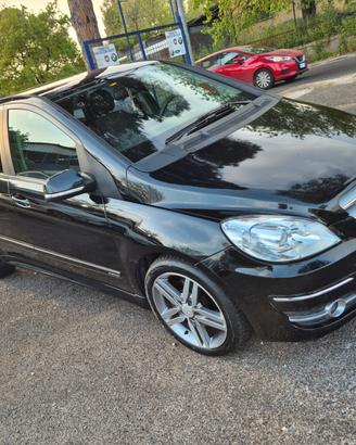 Mercedes-benz A 200 180 CDI Premium