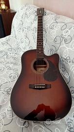 CHITARRA ACUSTICA AMPLIFICATA