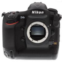 Nikon D4s + obiettivi