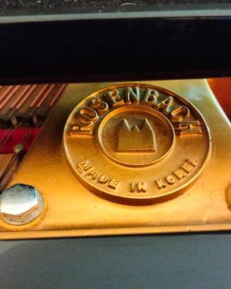 Pianoforte mezza coda 