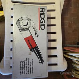 FILETTATRICE ELETTRICA PORTATILE RIDGID 114
