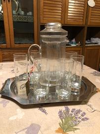 Caraffa acqua e bicchieri vintage