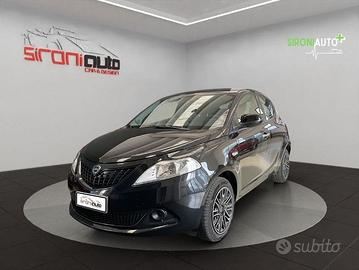 Lancia Ypsilon 1.0 firefly hybrid Silver s&s ...
