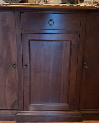 Elegante mobile da ingresso in legno - classico