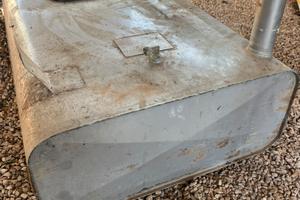 Serbatoio benzina/gasolio acciaio inox 140l