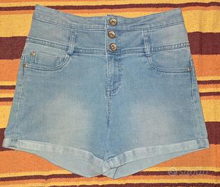 pantaloncini jeans a vita alta