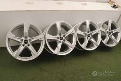 Cerchi in lega Audi Q5 Sportback 18 ORIGINALI 80A6