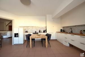 2 LOCALI A LA LOGGIA