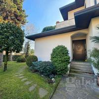 Villa o villino Gallarate [wp48gVRG]