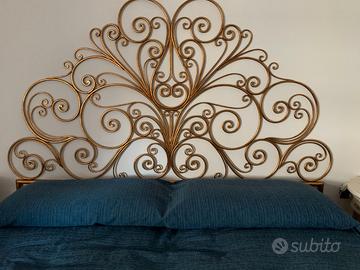 testiera letto in foglie d'oro