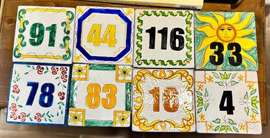 numero civico in ceramica