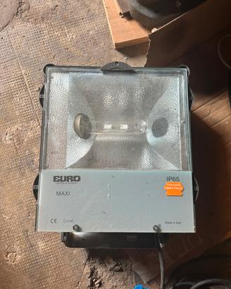 Faro proiettore da esterno