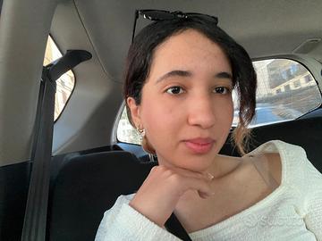 Hostess di sala/receptionist hotel