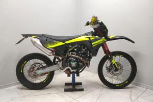 Fantic XEF 125 Garantita e Finanziabile