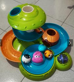 Gioco con scivoli con suoni Chicco