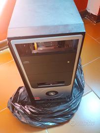 Case pc con scheda madre e cpu