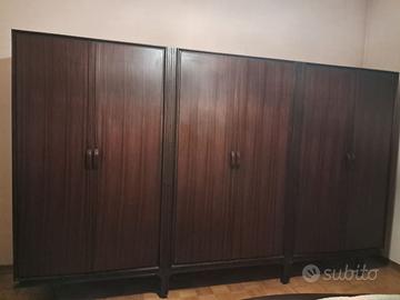 Camera da letto completa in legno