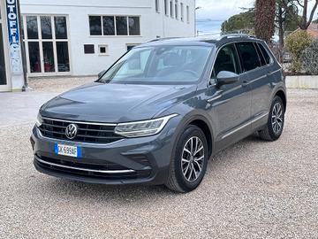 Volkswagen Tiguan 2.0 TDI SCR Life