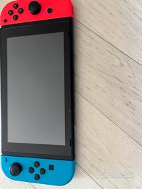 NINTENDO SWITCH NUOVA USATA POCHISSIME VOLTE