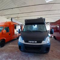 autonegozio paninoteca ambulante food truck 