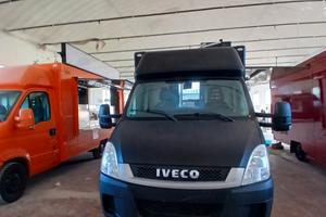 autonegozio paninoteca ambulante food truck 