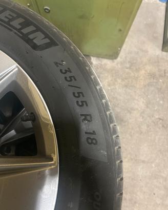 4 gomme michelin 235/55/18 100v