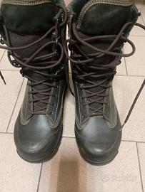 stivaletti anfibi 39