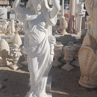 Venere con capitello