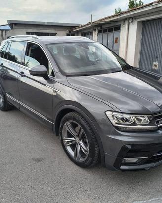 VOLKSWAGEN Tiguan 1.6 TDI R LINE LED