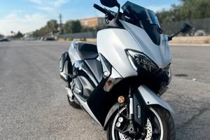 Yamaha TMAX 530 DX