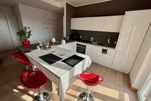 Appartamento di 107 m² con 3 locali e box auto a B