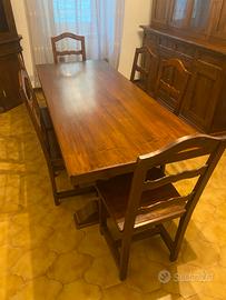 Tavolo antico in legno massello