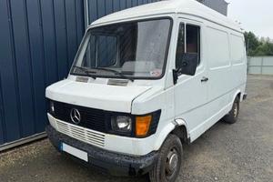 Pezzi di ricambio per MERCEDES T1