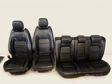 Interni Pelle Jaguar E-Pace R-Dynamic (2019-21) El