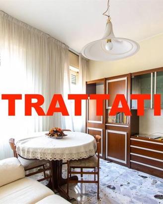 Casa indipendente di 173 m² con più di 5 locali a 