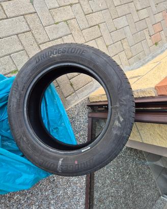 Gomme estive 215/60R17 
