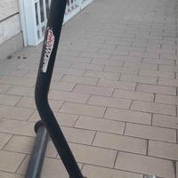 Cavalletto alzamoto monobraccio