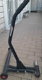 Cavalletto alzamoto monobraccio